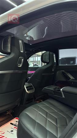 بي ام دبليو الفئة 7